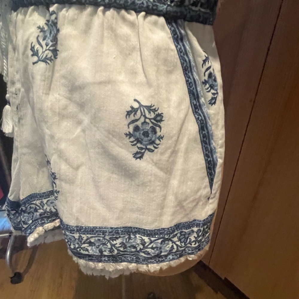 Shorts - Picture 4 of 5